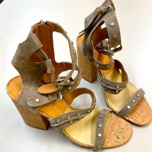 Dolce Vita Grey Suede Cork Heeled Sandal Silver Riveted Straps Women’s Size 9.5